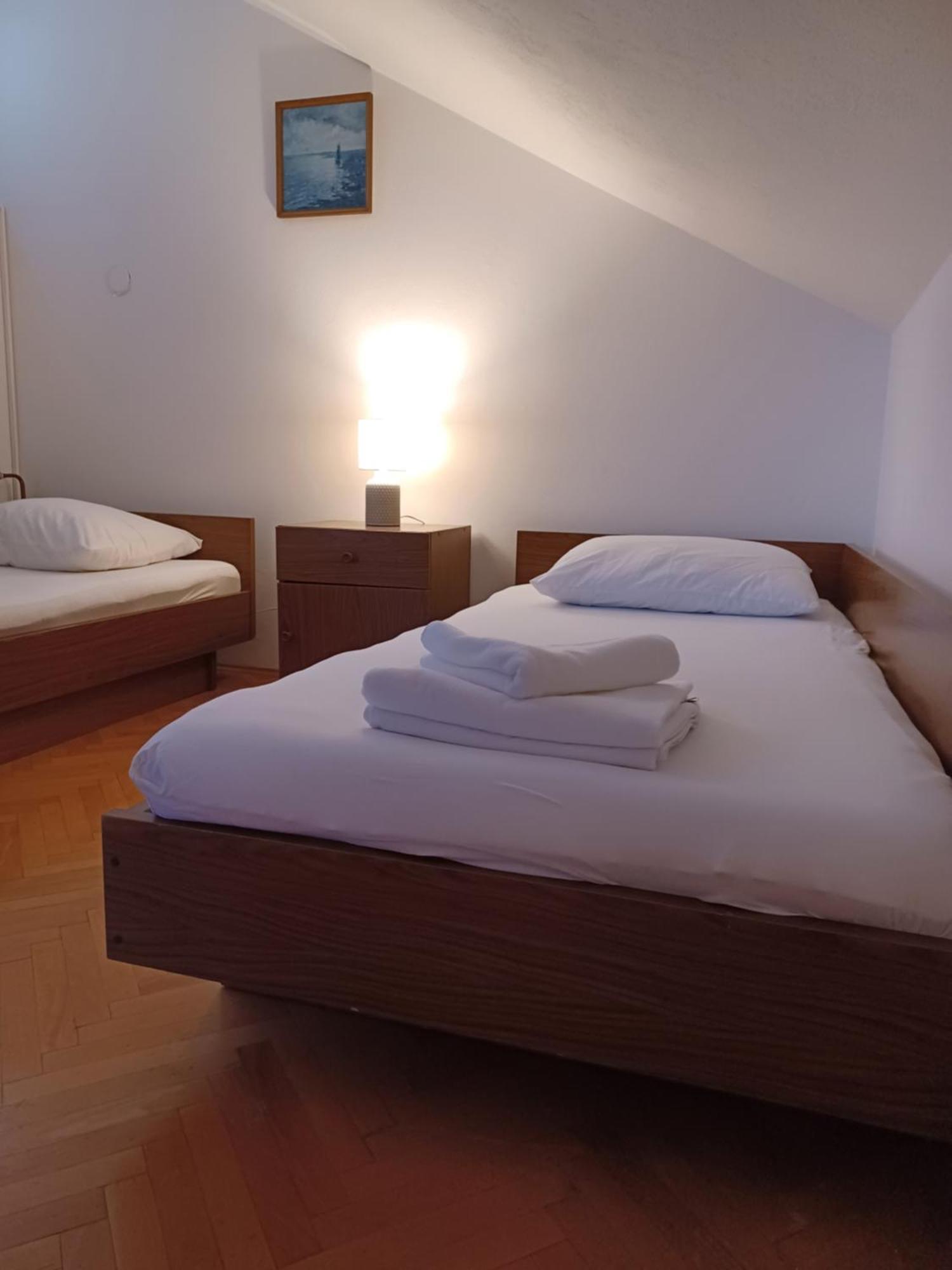 Apartments Emilija Makarska Esterno foto