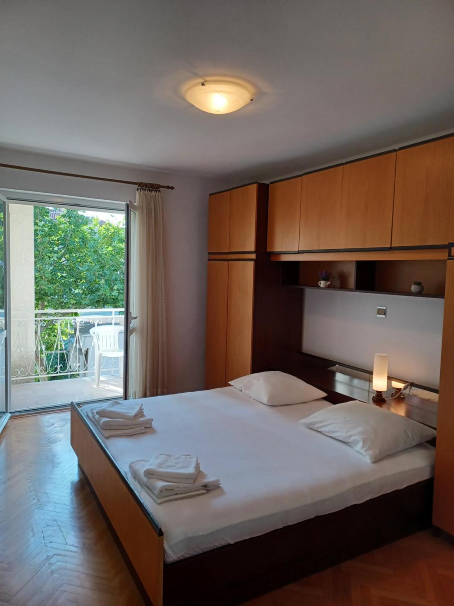 Apartments Emilija Makarska Esterno foto